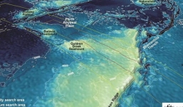 Công bố những hình ảnh gây sửng sốt tại khu vực tìm kiếm MH370