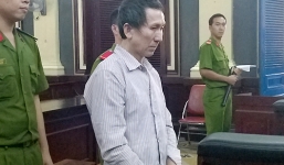 Giận vợ hờ hững, giết chết con trai rồi tự tử trong khách sạn