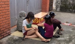 Đem quan tài đi đòi tiền “chạy án” bị hất xăng ướt sũng người