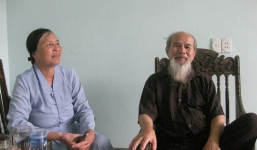 Tiết lộ sốc về cuộc sống người phụ nữ có hai cặp 'núi đôi'