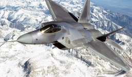 Vì sao Mỹ đưa tiêm kích tàng hình đắt nhất hành tinh tới tiêu diệt IS?