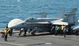 Báo Trung Quốc: “Động cơ thầm kín” của Mỹ khi không kích Syria