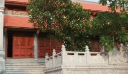 Sư Thích Thanh Cường lên tiếng về iPhone 6 và điện thoại Vertu