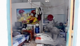 Gã chồng tàn độc dùng dao gây thương tích vùng kín của vợ