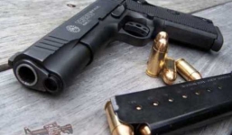 Quản đốc công ty rút súng bắn nông dân