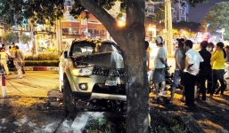 Bị đánh tới tấp khi cấp cứu nạn nhân vụ tai nạn