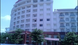 Gia tộc giàu có của sếp ngành thuế Lào Cai