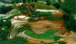 Chiêm ngưỡng cảnh đẹp của vùng núi Tây Bắc từ trên cao