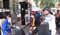 Thủ tướng yêu cầu phải minh bạch giá xăng dầu với người dân