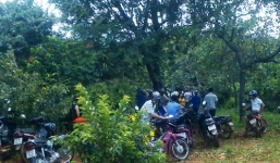 Xác chết trong rừng keo đã phân hủy hoàn toàn