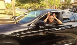 Cưới đại gia, người đẹp Việt 'lên đời' biệt thự, siêu xe