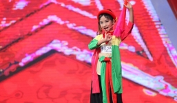 Cậu bé bé 8 tuổi chinh phục bộ tứ giám khảo trong vai Thị Mầu