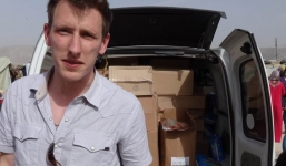 Cha mẹ con tin Mỹ bị dọa giết cầu xin ISIS tha mạng