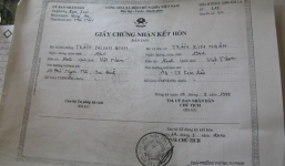 Vụ chàng rể lừa mẹ vợ 3 tỷ: Lộ giấy kết hôn không có chữ ký