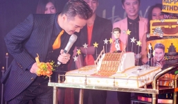 Nhận bánh sinh nhật dát vàng, Mr Đàm phải đóng 30 triệu tiền thuế?