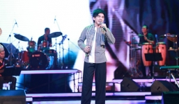 Đan Trường bị 'hạ bệ' ngay trên sân khấu