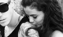Jusstin Bieber cầu xin Selena Gomez quay lại