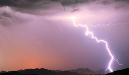 Colombia: Sét đánh chết 11 người khi đang làm lễ