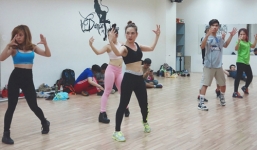 Hé lộ hình ảnh trên sàn tập của Mỹ Tâm trong liveshow miễn phí