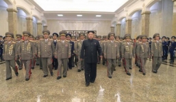 Reuters: Sự biến mất của Kim Jong-un chỉ là một chiêu bài
