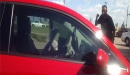 Cụ bà ăn xin tậu xế hộp 400 triệu gây bức xúc