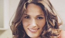 Nữ diễn viên Sarah Goldberg qua đời ở tuổi 40