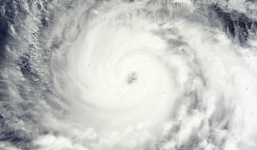 Siêu bão mạnh nhất thế giới đang hướng về Nhật Bản