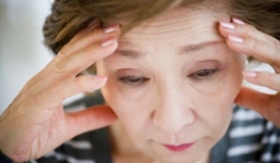 Con dâu hỗn láo cãi nhau tay đôi với mẹ chồng