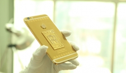 Đại gia HN đúc vàng nguyên khối 200 triệu cho Iphone 6