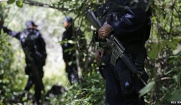 Vụ sinh viên Mexico mất tích: Phát hiện thêm 4 ngôi mộ tập thể