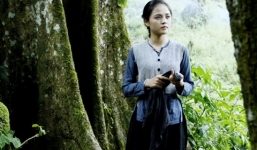  “Sống cùng lịch sử”, vừa xem đã thấy sạn