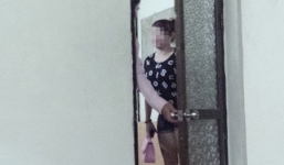 Xuống Đồ Sơn xem 'chân dài' 9X xếp hàng cho khách chọn