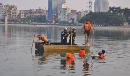 Bản tin 113 – chiều 13/10: Thi thể người đàn ông nổi trên hồ Hoàng Cầu…