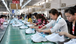 'Nói kinh tế Trung Quốc vượt Mỹ là hơi hoang đường'