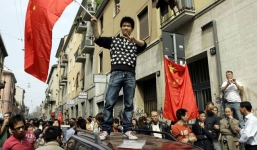 Trung Quốc trên đường “mua sạch” nước Ý đang kiệt quệ