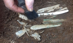 Phát hiện kho báu hải tặc Viking lớn nhất tại Scotland