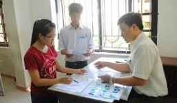 Dùng môn văn xét tuyển ngành y: Nên hay không?