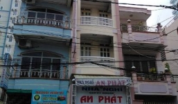 Bắt tại trận 6 cặp nam nữ đang mua bán dâm, tạm giữ tiền tỷ