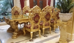 Nhà dát vàng trăm tỉ của nam nữ đại gia Việt