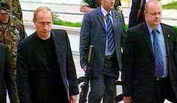 Hé lộ những bí mật về đội cận vệ chuyên tháp tùng Tổng thống Putin