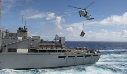 Philippines bắt giữ 5 tàu hải quân Mỹ vì nghi án giết người