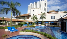 Hôn lễ ái nữ Tập đoàn Nam Cường tốn kém bao nhiêu?