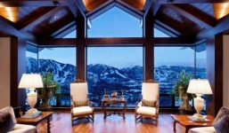 Cận cảnh biệt thự nghỉ dưỡng 14.000 tỉ trên đỉnh núi tuyết