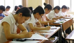 Các trường Đại học thêm môn, khối thi mới chỉ làm khổ học sinh