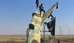 IS chiếm được cả chiến đấu cơ, chuẩn bị đáp trả đòn không kích Mỹ?