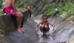 Trò chơi của trẻ em vùng cao