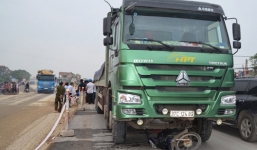 Tai nạn thảm khốc ở Nghệ An: Ba người trong gia đình tử vong