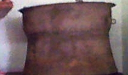 Đào được 'báu vật' tại nơi chôn nhiều thi thể người Mường cổ