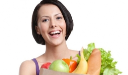 Những loại thực phẩm phụ nữ không nên ăn nhiều