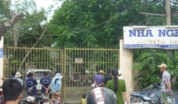 Một phụ nữ bị đâm chết trong nhà nghỉ